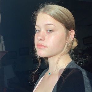 Meet your Posher, Hailee